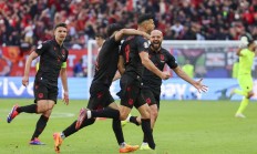 开云APP-阿尔巴尼亚队战胜对手，实力获得认可