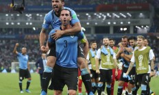 开云体育官方网站-关于美洲杯赛程：阿根廷、乌拉圭同组争一决胜负的信息