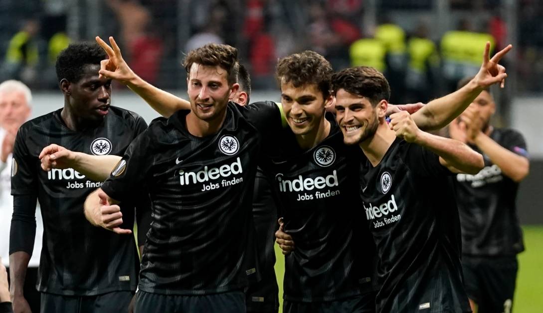 法兰克福战平对手，争夺欧战资格依然希望