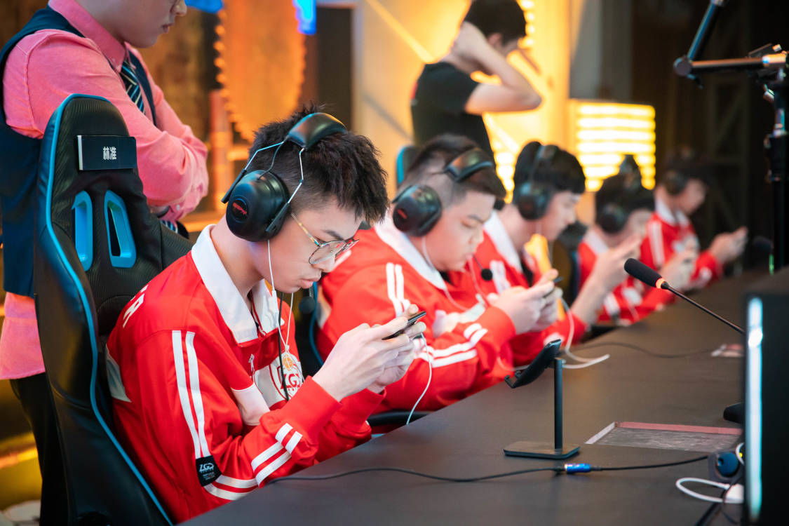 挪威一路高歌，淘汰赛席位把握牢牢的简单介绍