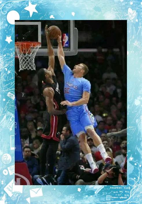 篮球比赛场面激烈,球员身体素质发挥巅峰 篮球比赛场面激烈,球员身体素质发挥巅峰