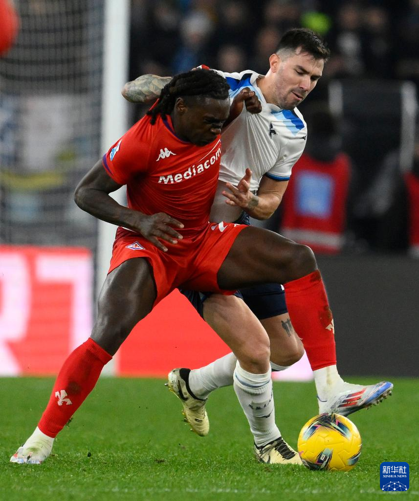 包含佛罗伦萨客场大败，保级前景蒙上阴影的词条