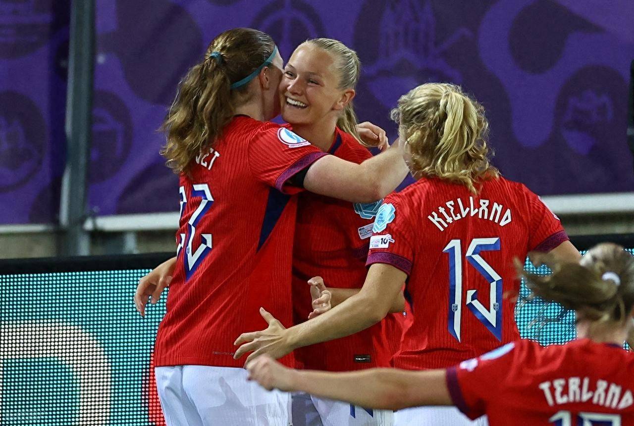 英格兰大胜挪威,晋级形势一片大好 英格兰大胜挪威,晋级形势一片大好