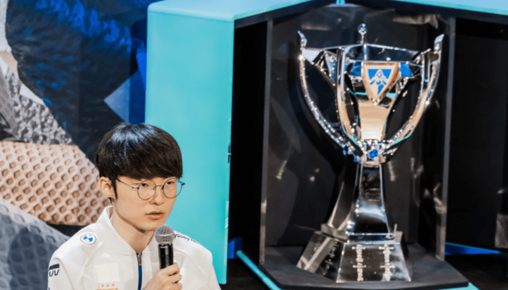 DRX碾压V5,Gumayusi拿下关键大龙强强对话2025世界赛,点燃全场激情 DRX碾压V5,Gumayusi拿下关键大龙强强对话2025世界赛,点燃全场激情