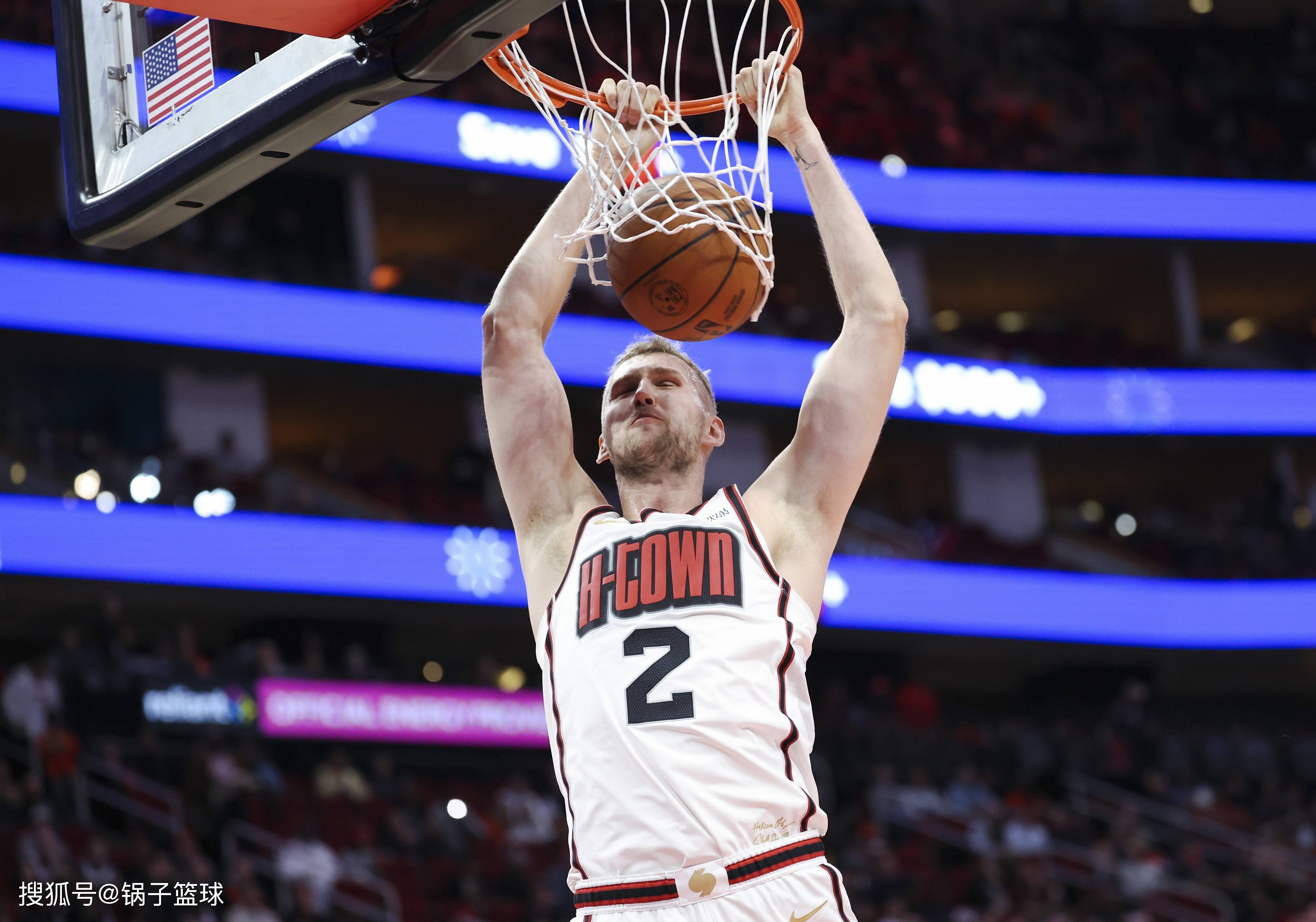 包含火箭天王受伤缺阵,队友接力突破的词条 包含火箭天王受伤缺阵,队友接力突破的词条