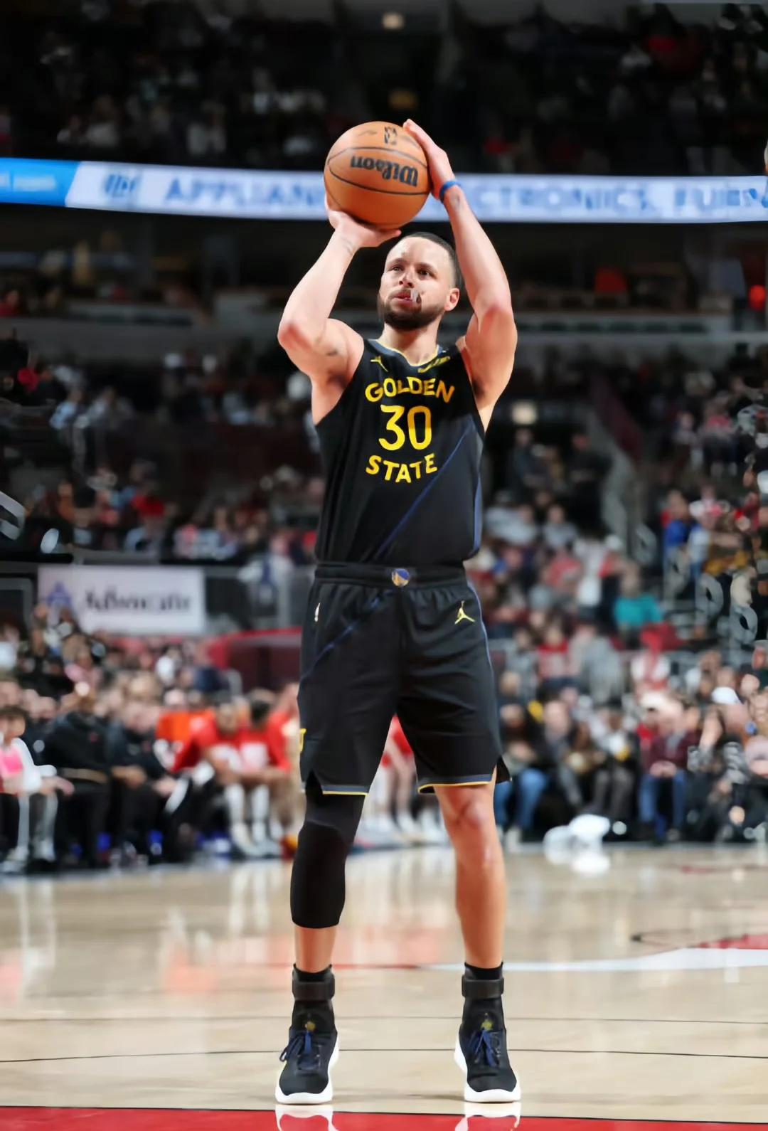 勇士队主教练期望在新赛季实现再次夺冠 勇士队主教练期望在新赛季实现再次夺冠