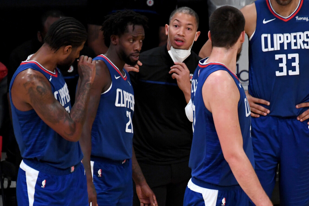 爵士突围太阳,迎来胜利的曙光 爵士突围太阳,迎来胜利的曙光