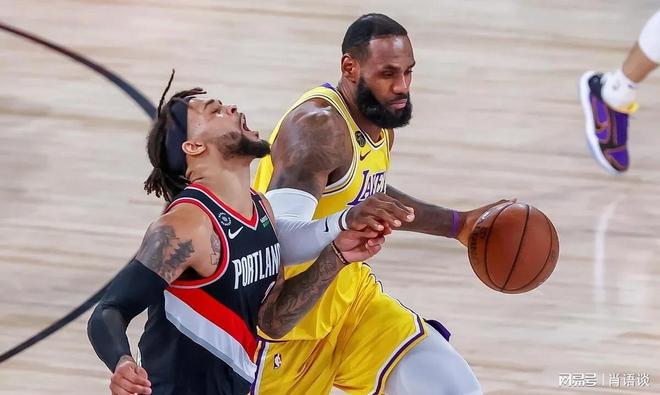湖人队在季后赛中遭遇挑战,詹姆斯频频发威的简单介绍 湖人队在季后赛中遭遇挑战,詹姆斯频频发威的简单介绍