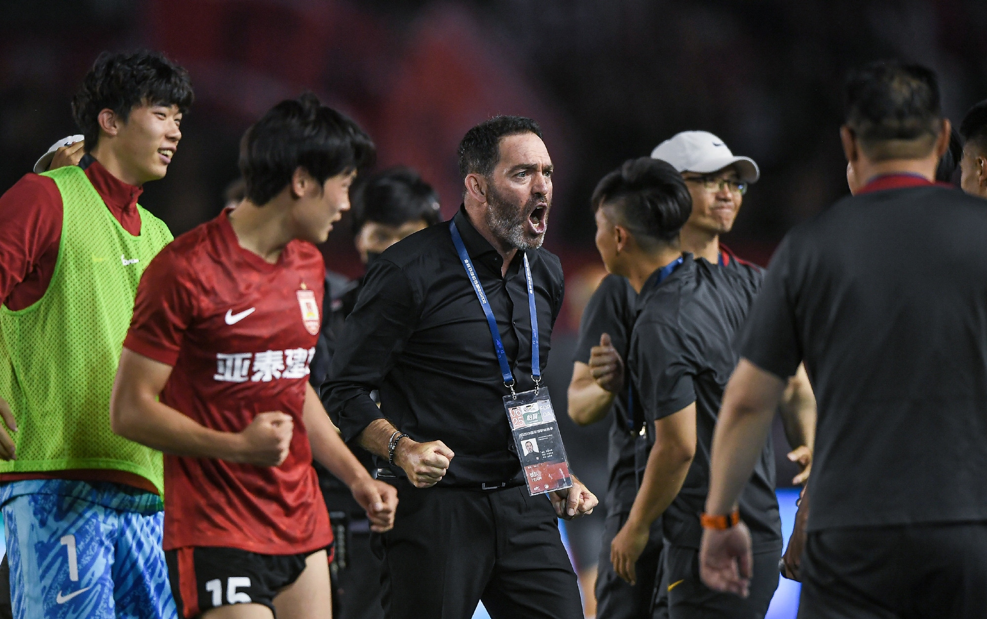 亚泰横扫申花,强势击败对手展现实力的简单介绍 亚泰横扫申花,强势击败对手展现实力的简单介绍