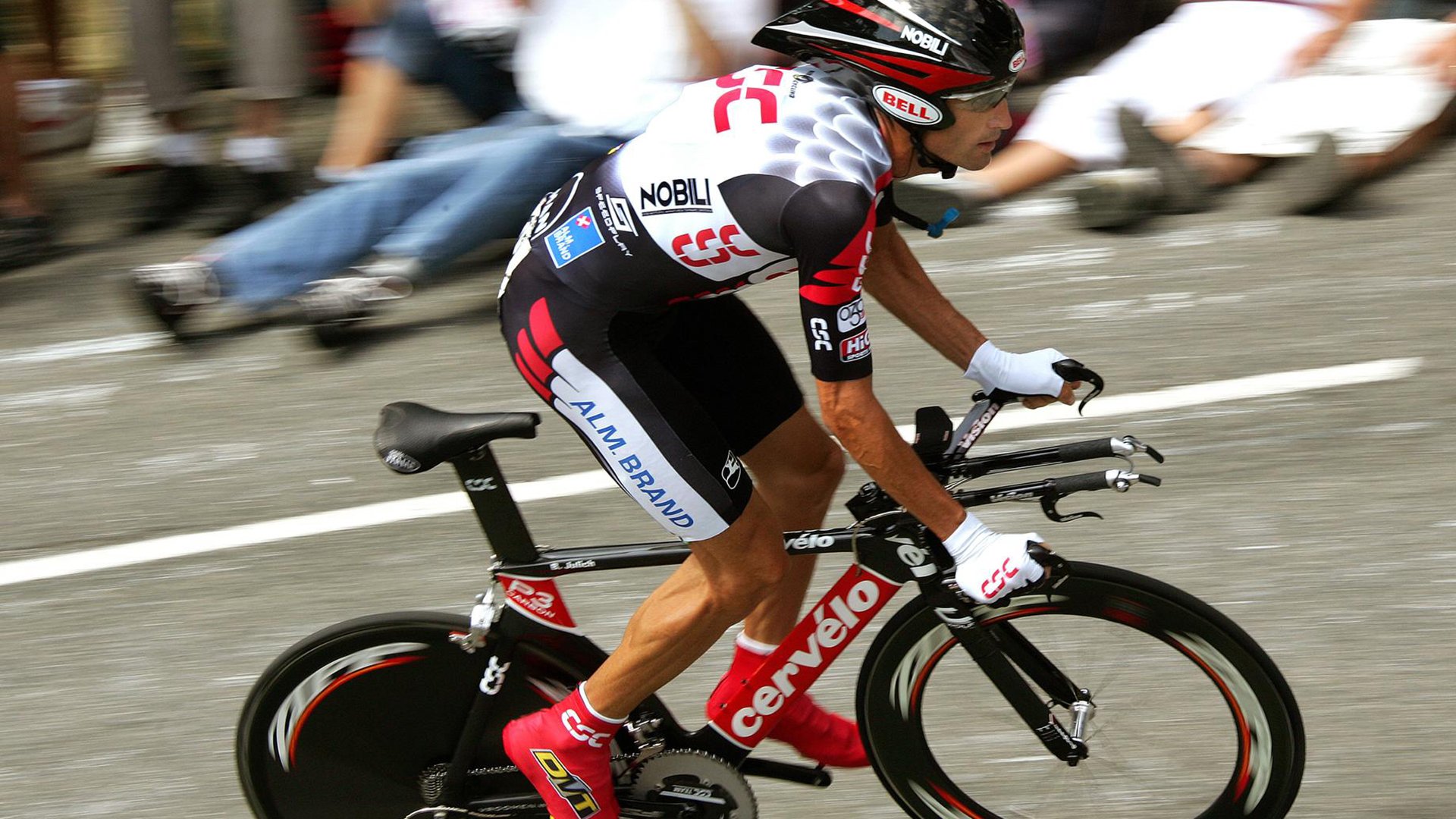 远方的呼应，当张继科的弧线掠过欧洲杯的夜空—记奥地利力克波兰之战