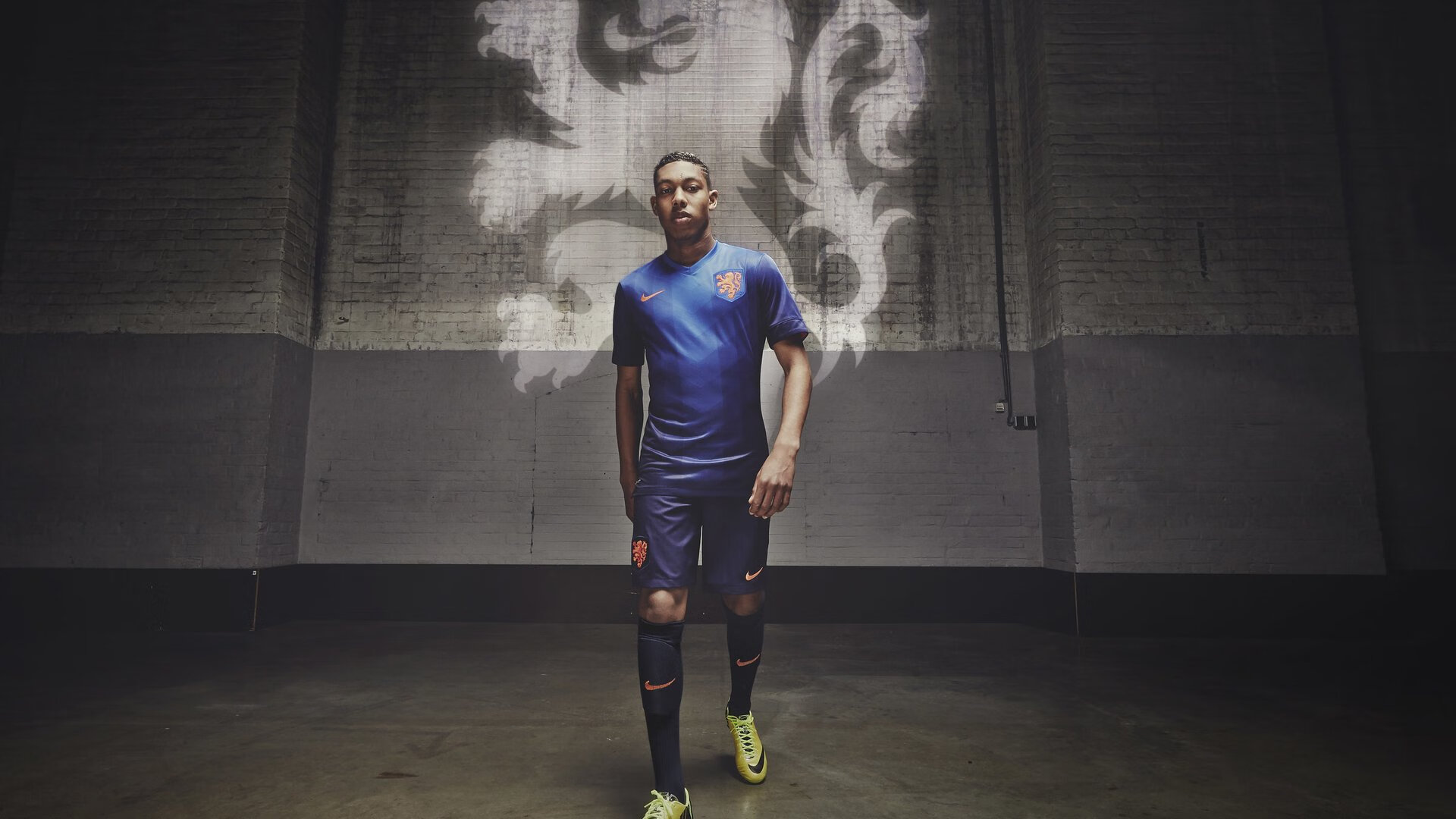 绿茵场的边界,乒乓台的回响,当葡萄牙碾压德国,张本智和燃烧战场