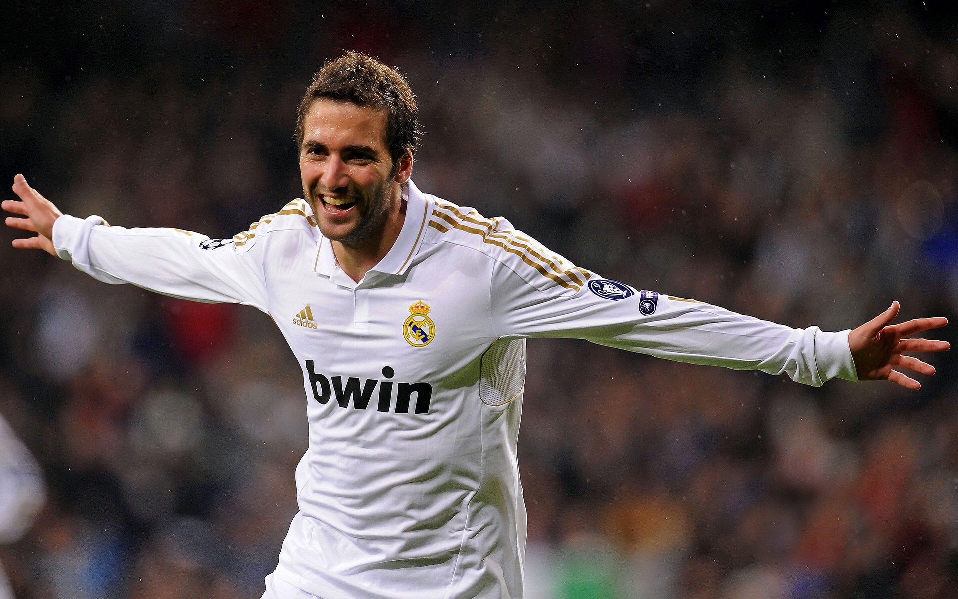 巴黎鏖战巴西，楚阿梅尼一记重炮破晓，刷新纪录的战术革命